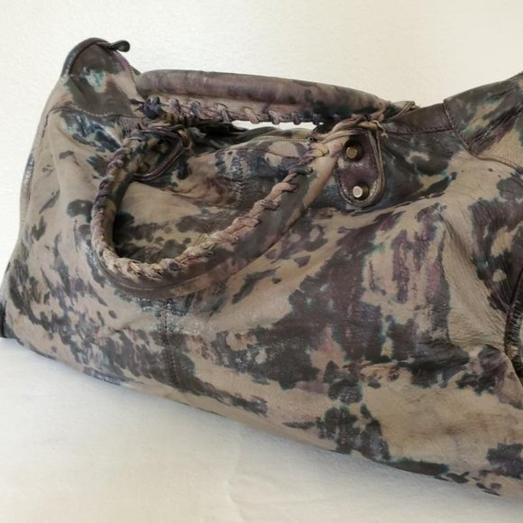 ********** SOLD *************** - Picture 2 of 11